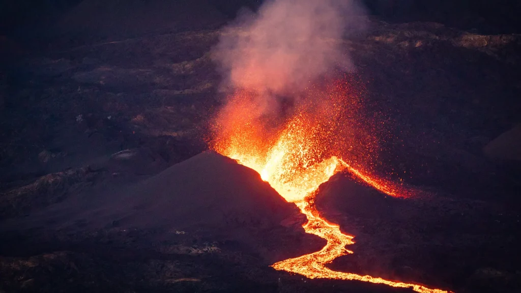 Visiter le Piton de la fournaise location voiture Réunion